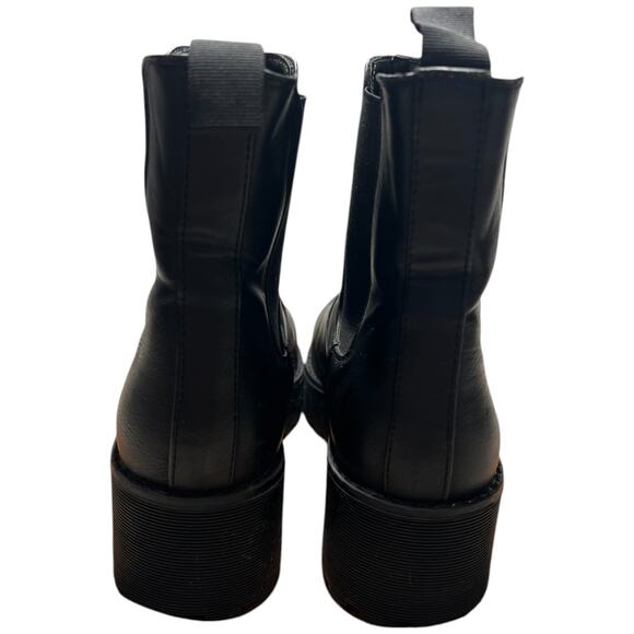 DIRTY LAUNDRY Monet Chelsea Boots Women's 8 Black Platform Rugged Lug Sole READ - Picture 4 of 12
